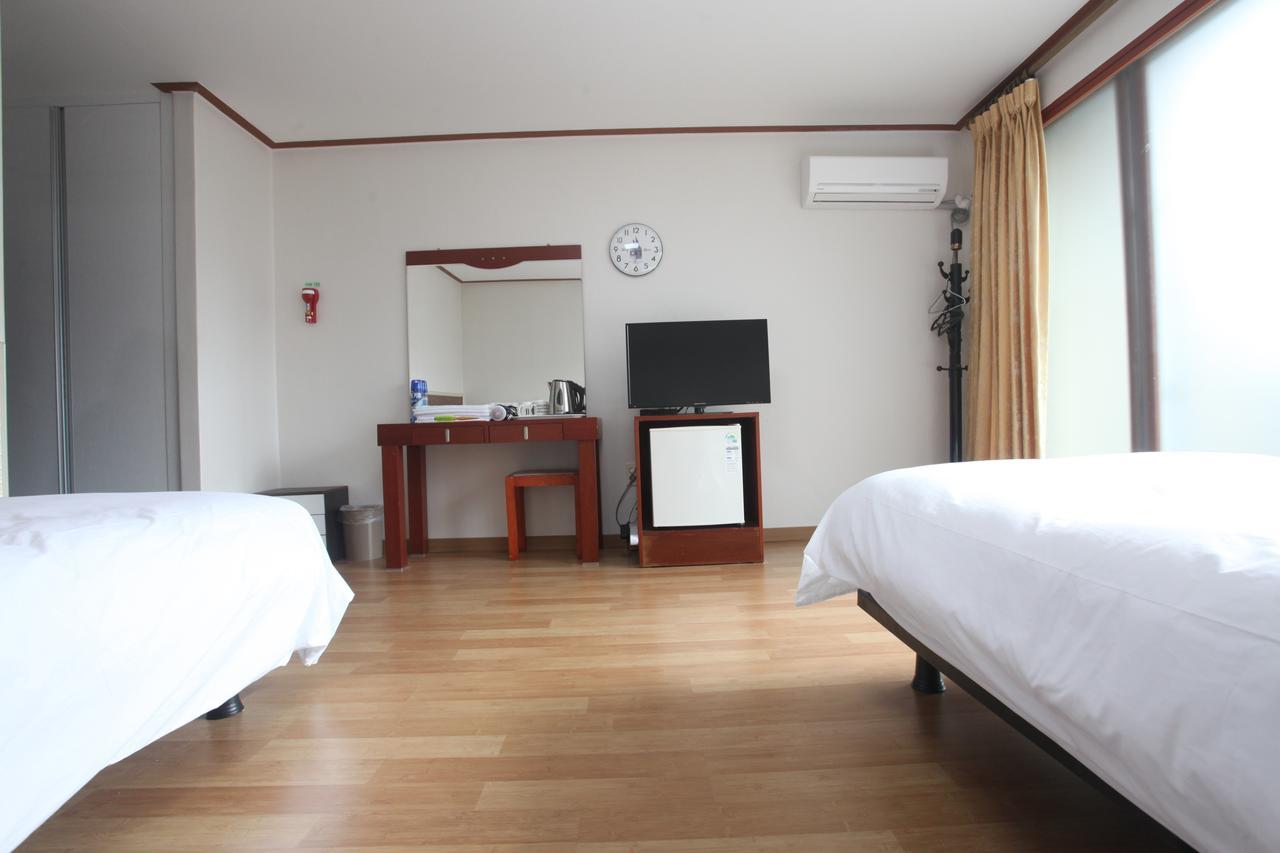 Jeju Youth Hostel Luaran gambar